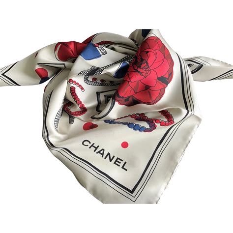 foulard chanel occasion|Chanel Foulard .